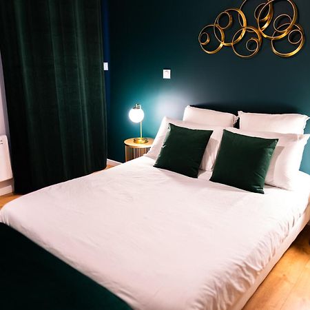 Grand Loft Familial 4 Chambres Avec Parking Prive Saumur Exterior foto