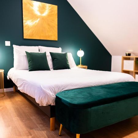 Grand Loft Familial 4 Chambres Avec Parking Prive Saumur Exterior foto